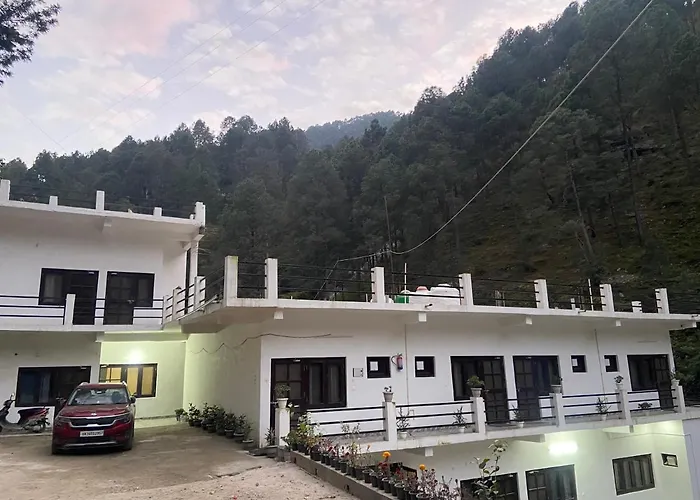 Chirag Homestay Kainchi